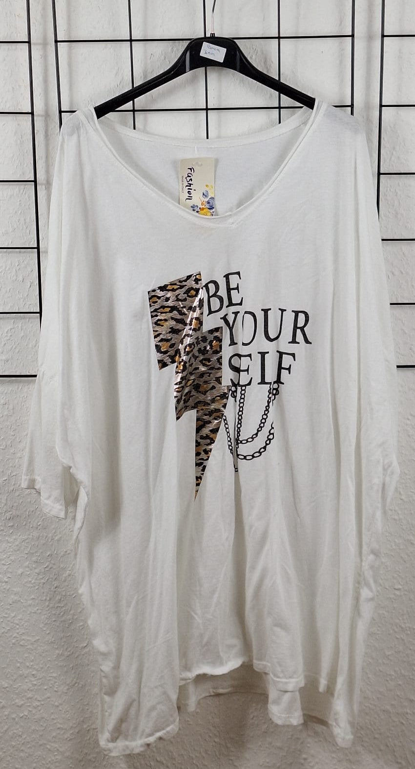 be-yourself-longshirt-damen-leoparden-blitzprint-weisses-44-46-48-50-monas-fashion.png