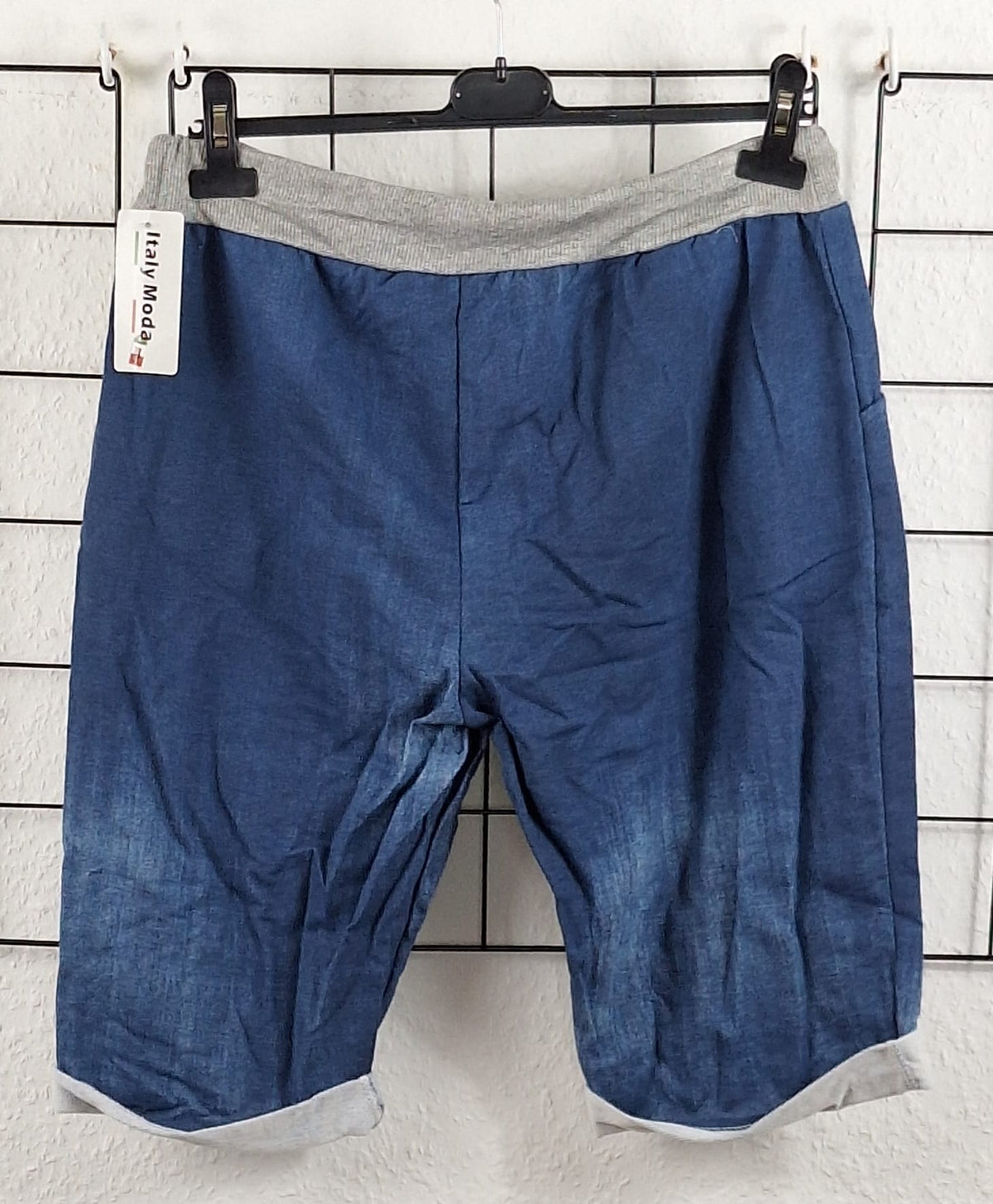 Stylische Damen-Jeans-Shorts