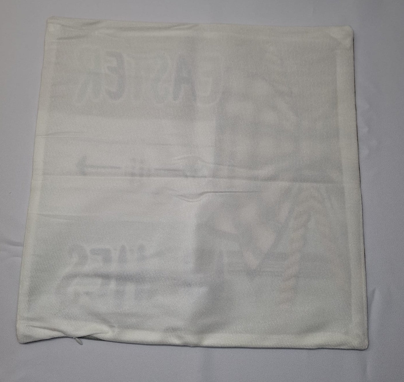 Osterkissen 40x40 cm aus Samt inkl. Innenkissen – einzeln oder als 4er Set – Hasen & Osterdesign