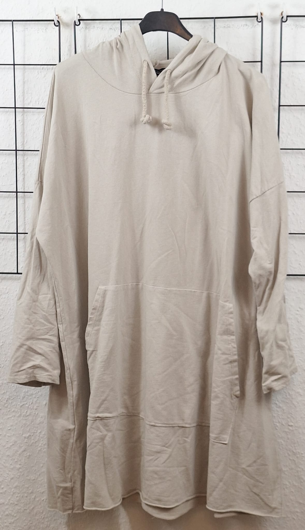 Lässiger Hoodie mit Bauchtasche
