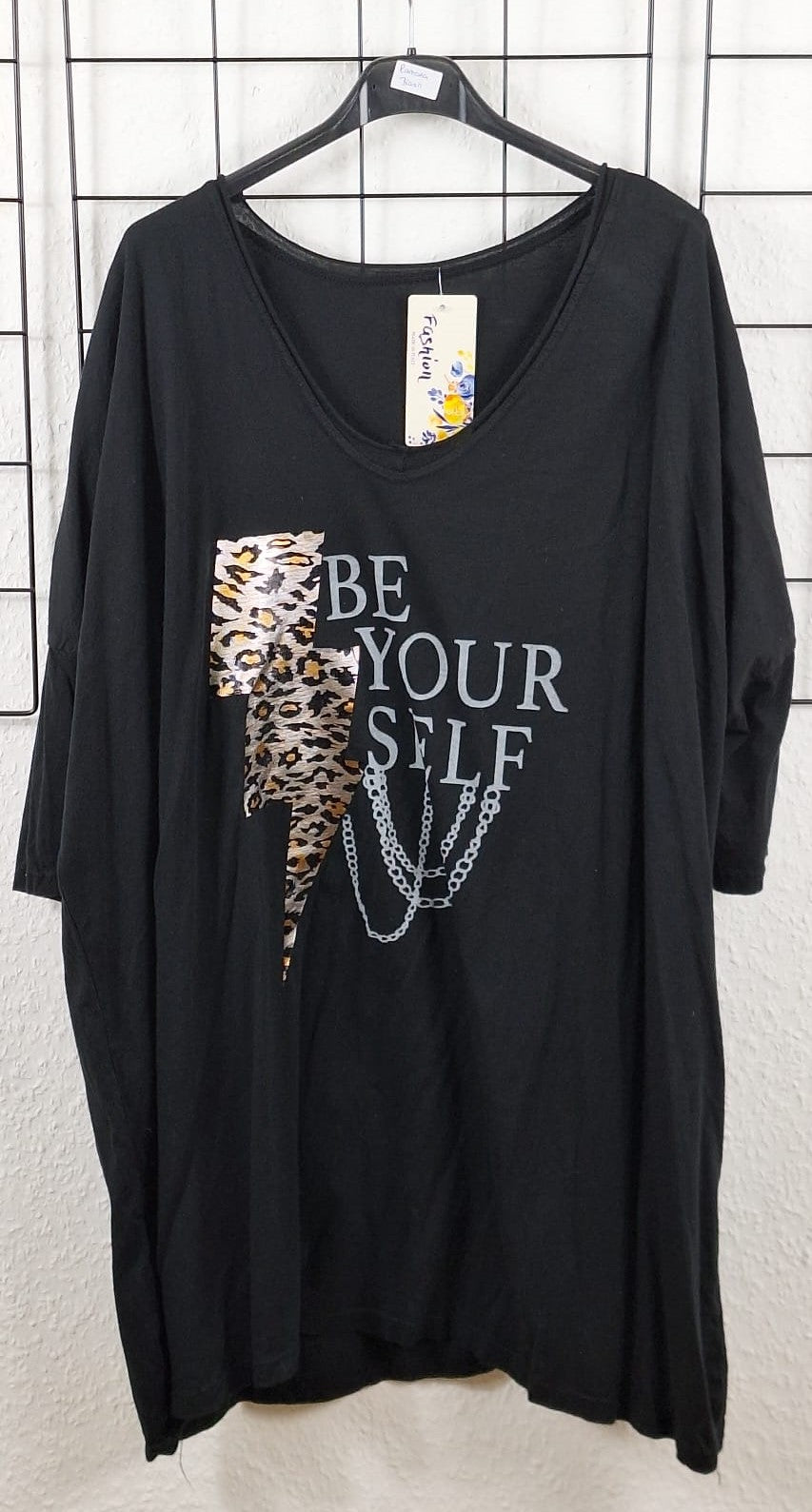 be-yourself-longshirt-damen-leoparden-blitzprint-schwarzes-44-46-48-50-monas-fashion.png
