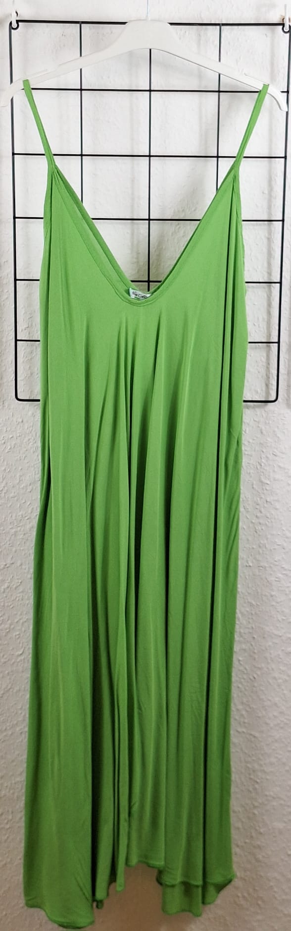 Maxikleid aus 100 % Viskose – Sommerkleid mit Spaghettiträgern | AA 38–65 cm | Länge 118 cm | Passend von Gr. 48/50 bis 54/56