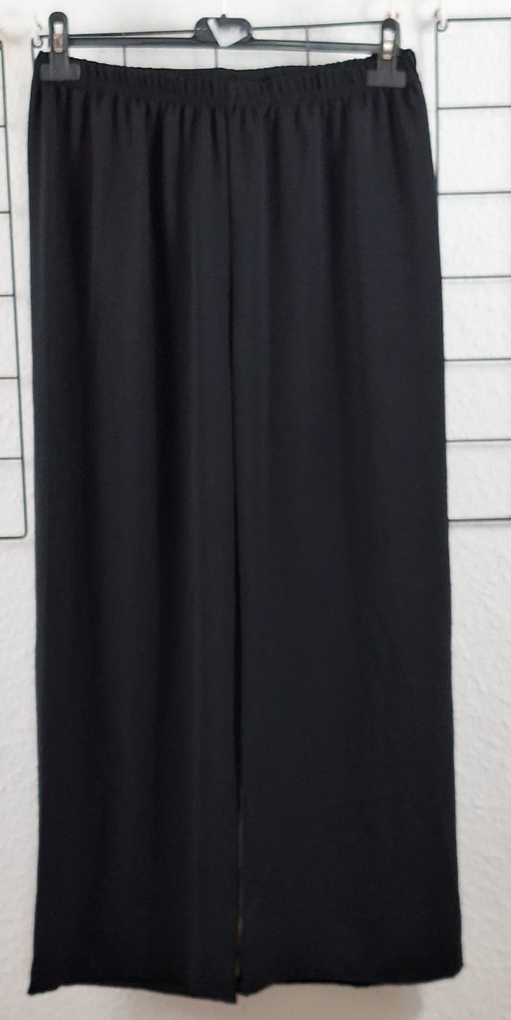 Bequeme Schlupfhose mit breiten Bein