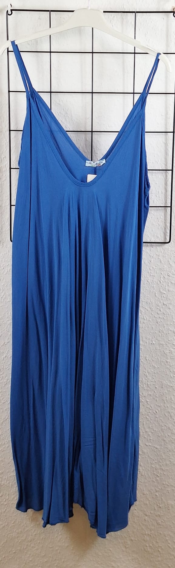 Maxikleid aus 100 % Viskose – Sommerkleid mit Spaghettiträgern | AA 38–65 cm | Länge 118 cm | Passend von Gr. 48/50 bis 54/56