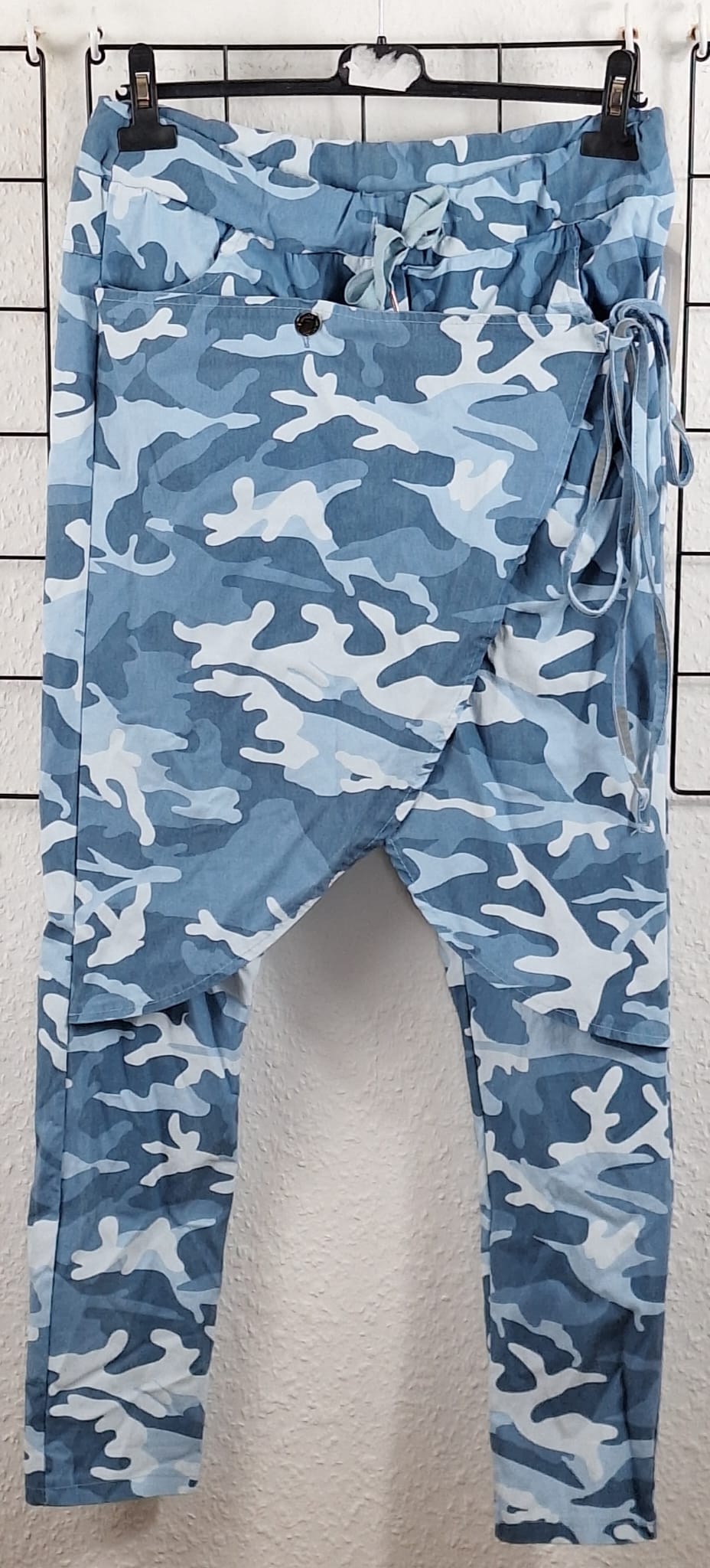 Camouflage Hose mit Schürze