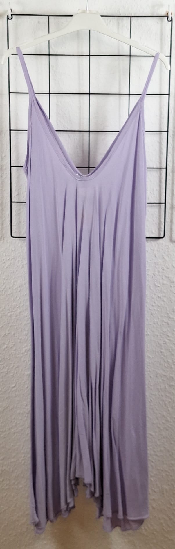 Maxikleid aus 100 % Viskose – Sommerkleid mit Spaghettiträgern | AA 38–65 cm | Länge 118 cm | Passend von Gr. 48/50 bis 54/56