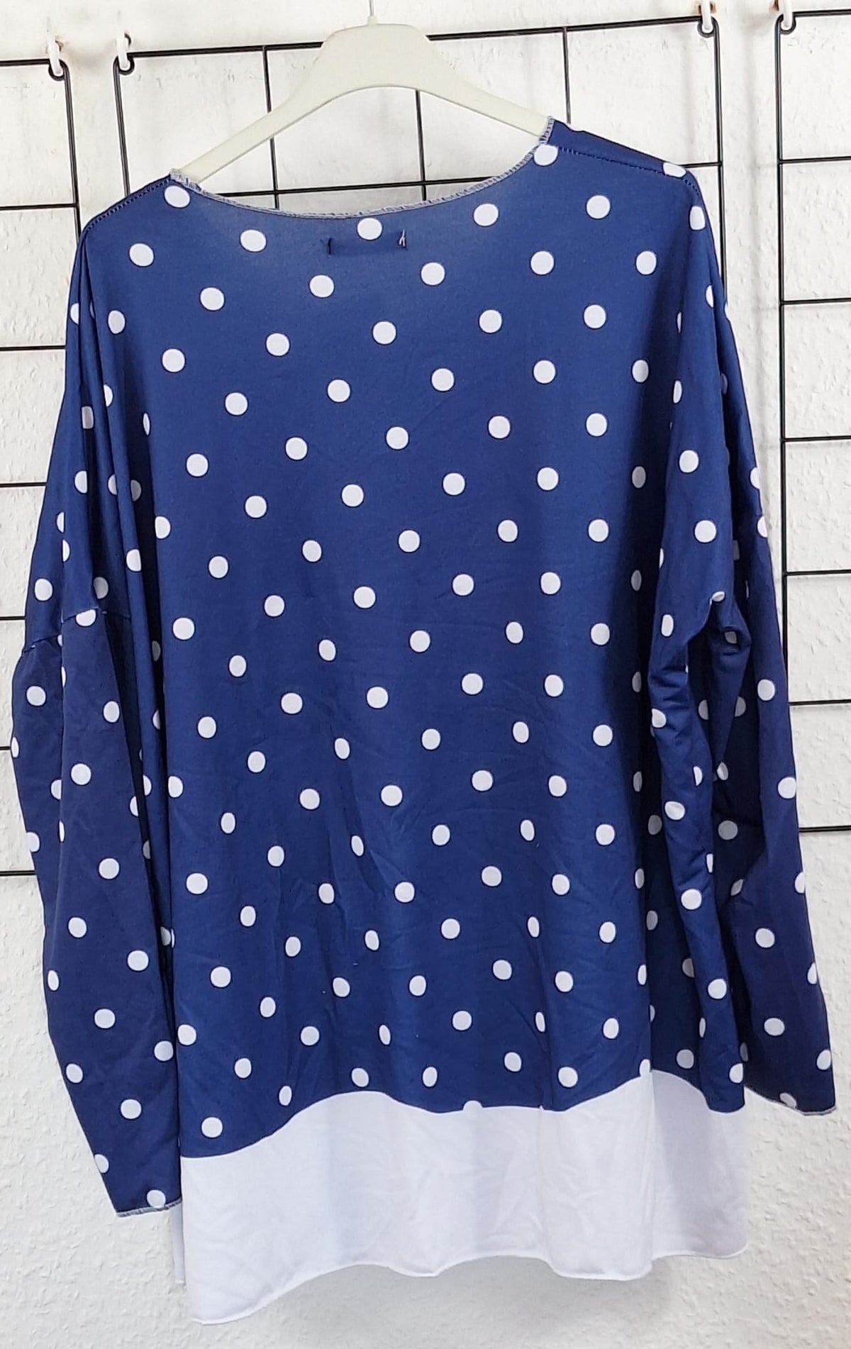 Weihnachtliches Damen Langarmshirt aus Baumwolle – dünner Pulli – Größe 36/38–48/50 – Weihnachtsmotiv – Longshirt