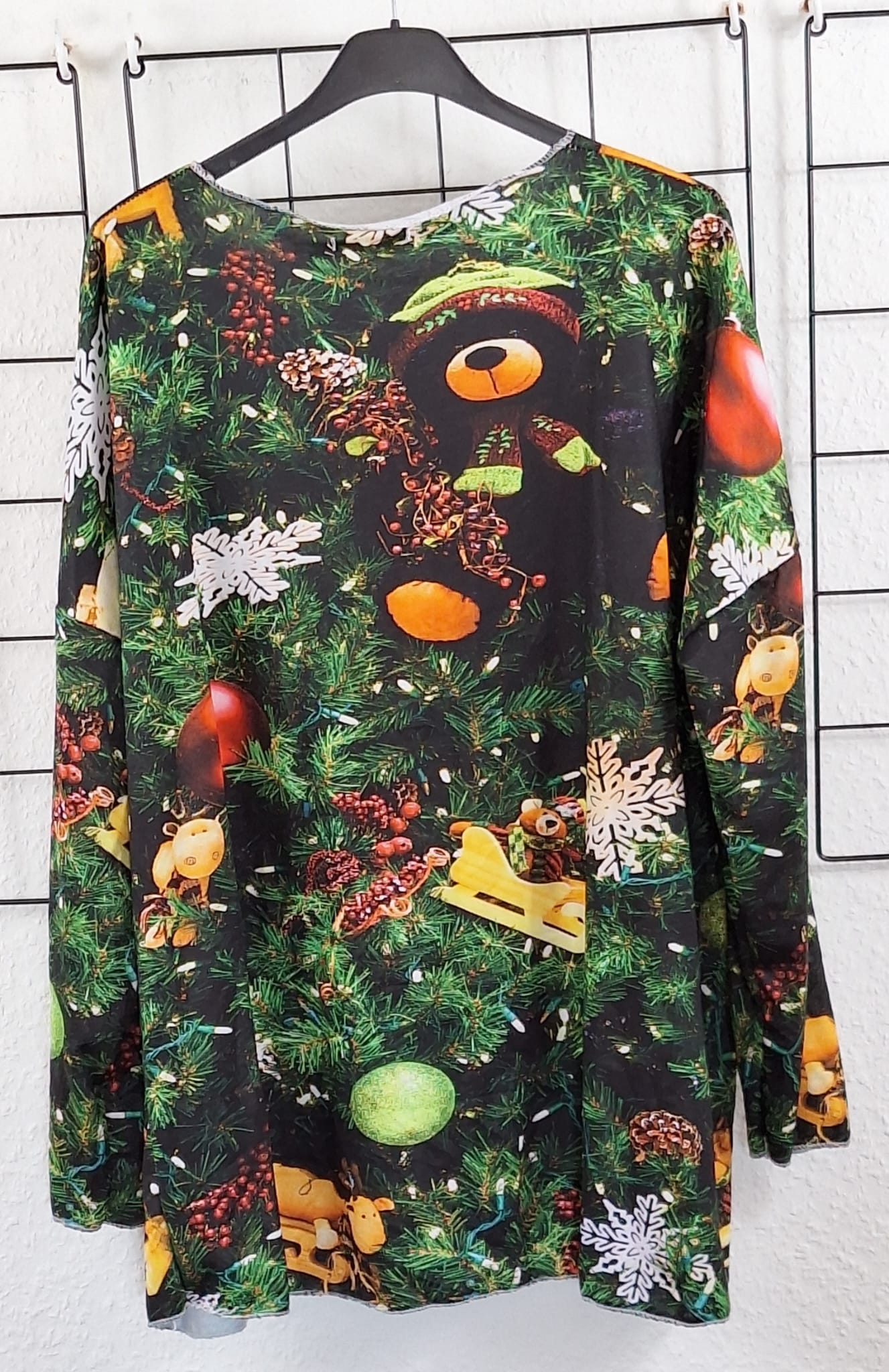 Weihnachtliches Damen Langarmshirt aus Baumwolle – dünner Pulli – Größe 36/38–48/50 – Weihnachtsmotiv – Longshirt