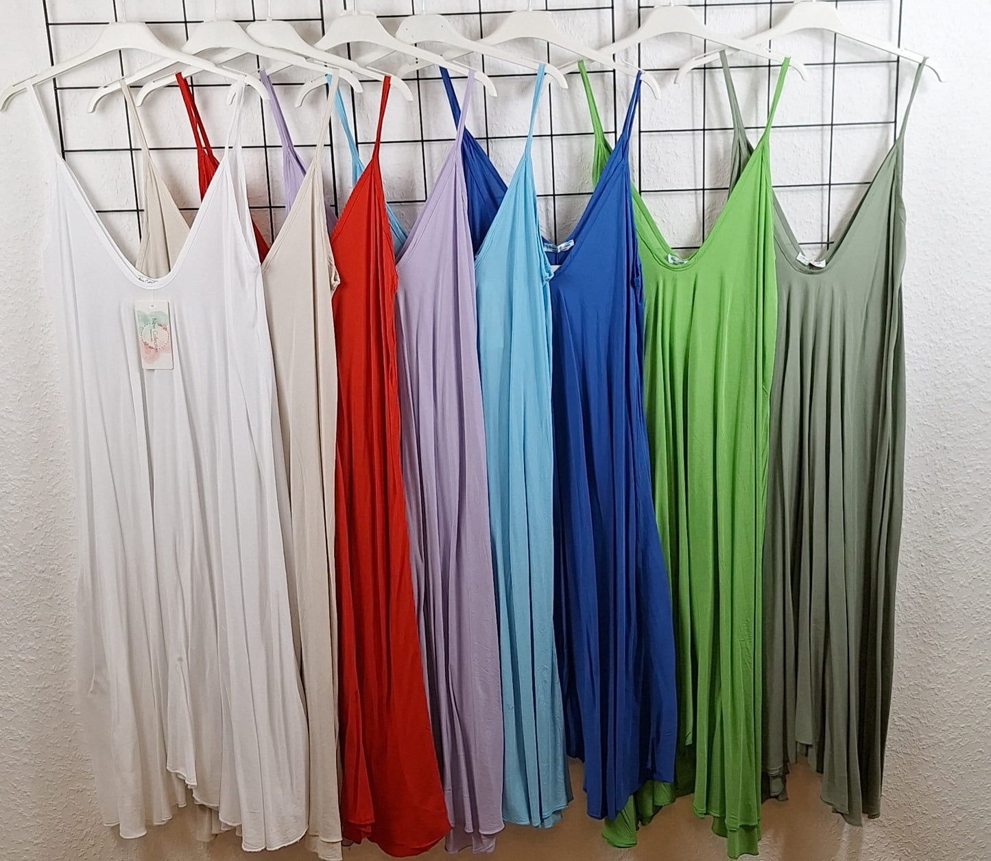 Maxikleid aus 100 % Viskose – Sommerkleid mit Spaghettiträgern | AA 38–65 cm | Länge 118 cm | Passend von Gr. 48/50 bis 54/56