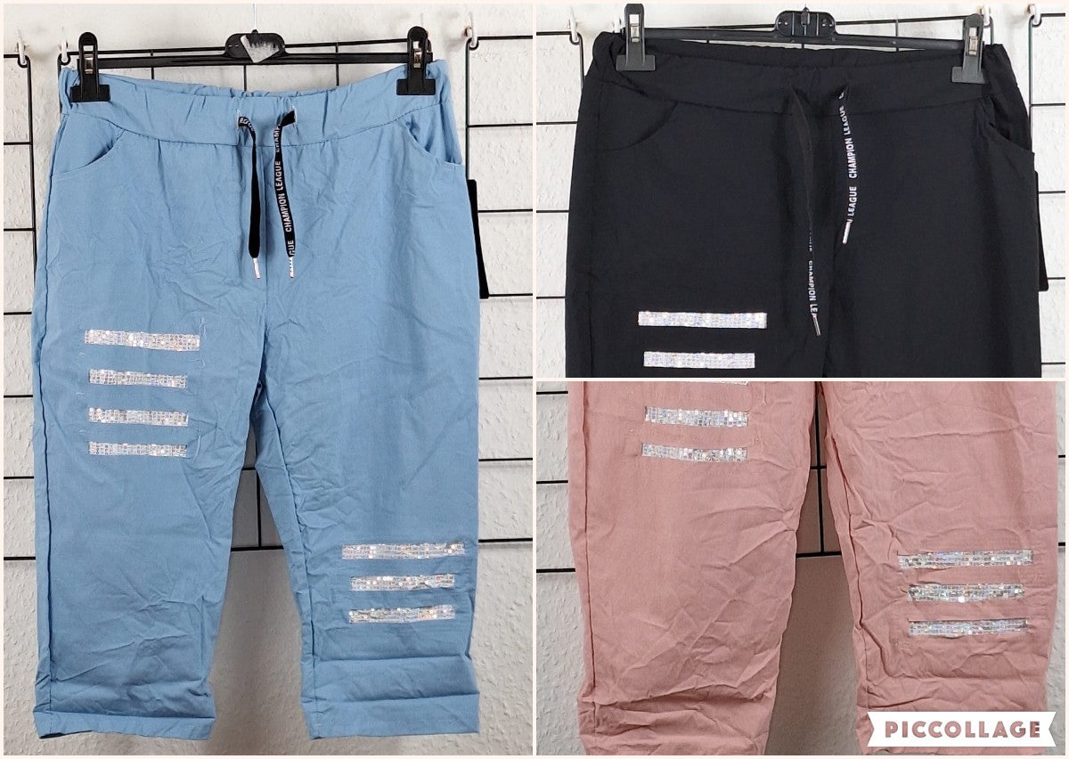 Kurze Shorts "Cuts mit Glitzer"