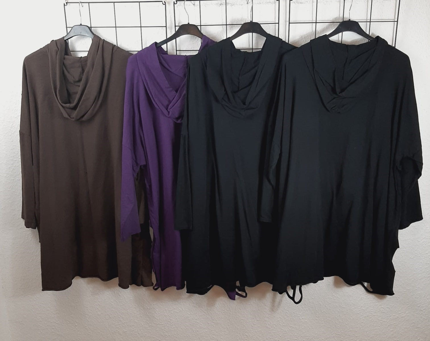 Lässig ausgefallener Hoodie "CUT OUTS"