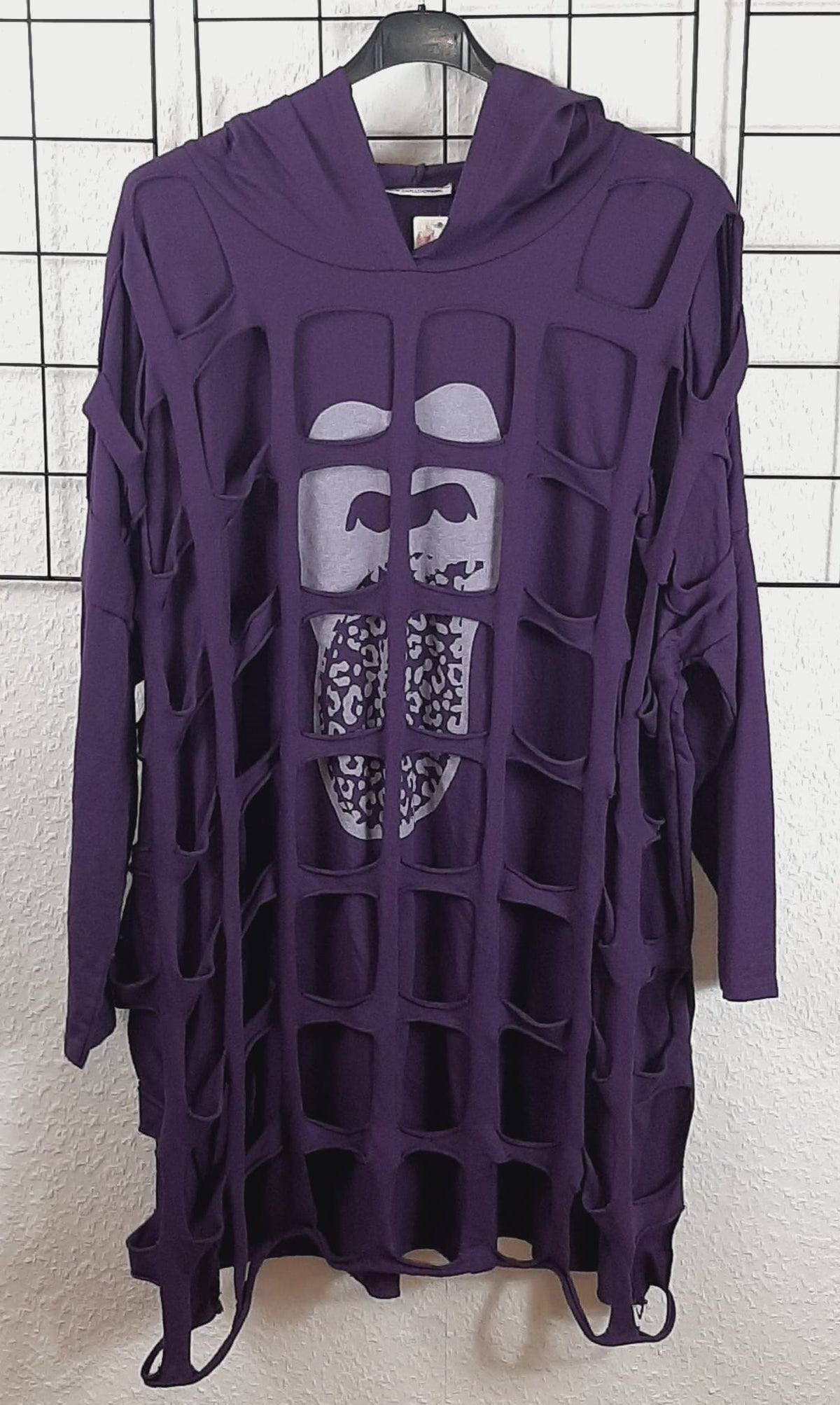 Lässig ausgefallener Hoodie "CUT OUTS"