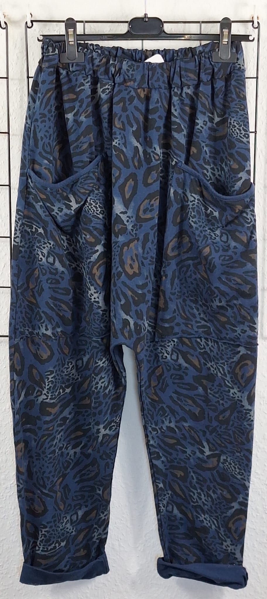 Damen Hose Leo Print – Baumwolle mit Elasthan – bequeme Freizeit Hose – 40/42 bis 48/50