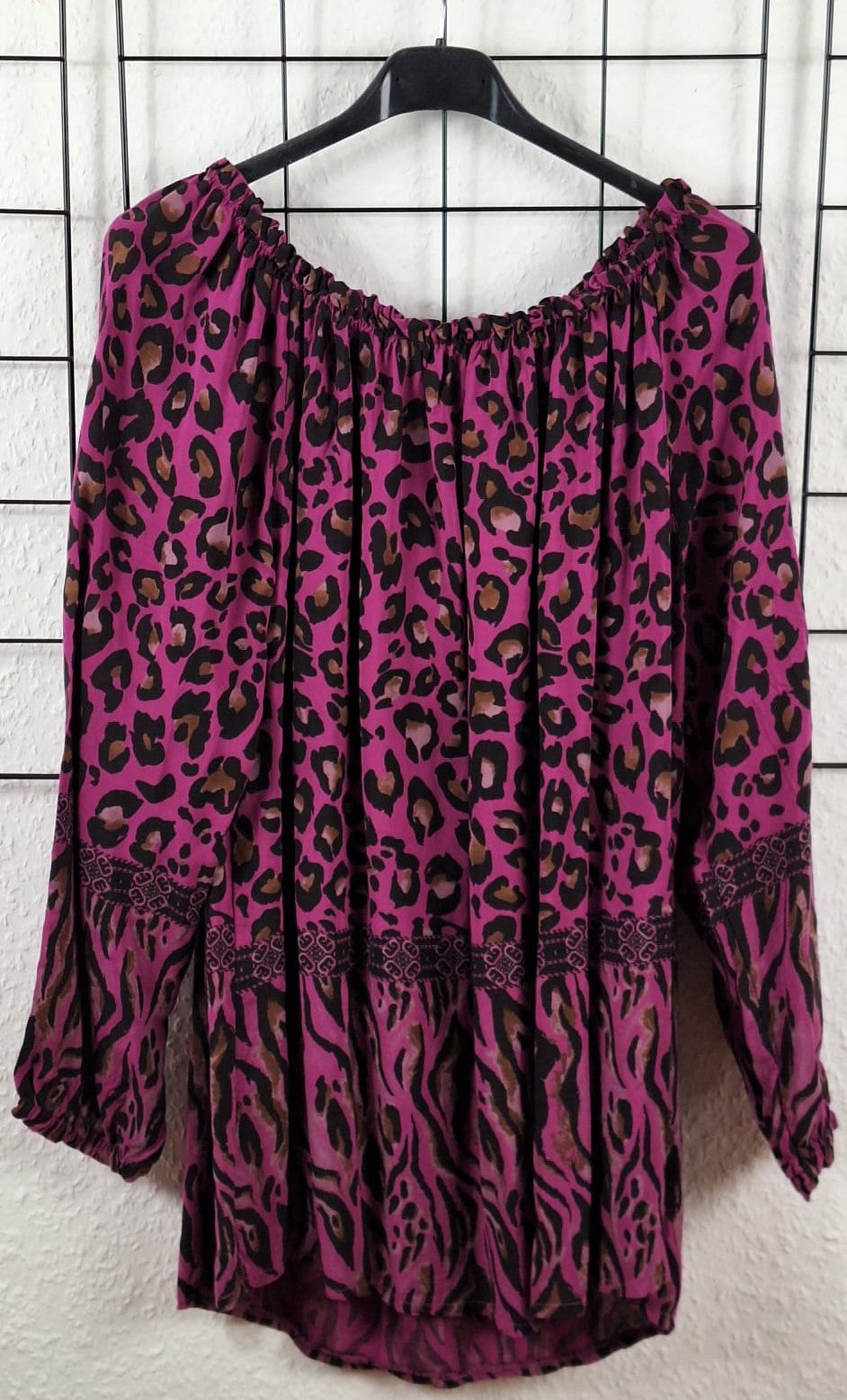 Damen Bluse Leo Print Tunika – Rundhals mit Gummibund – Langarm Shirt – One Size 38/40 - 44/46
