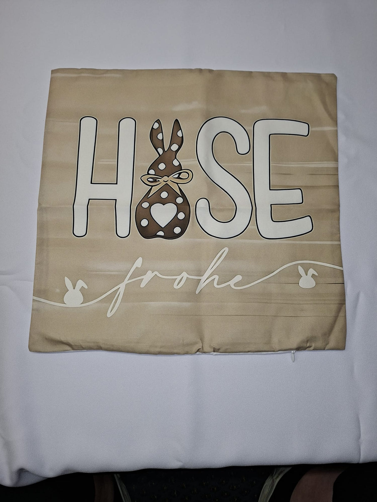 Osterkissen Hase Frohe Schriftzug 35x35 cm