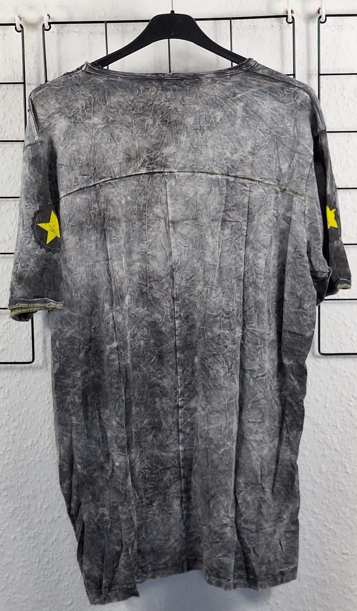 Batik Herren T-Shirt grau schwarz Streetwear Look