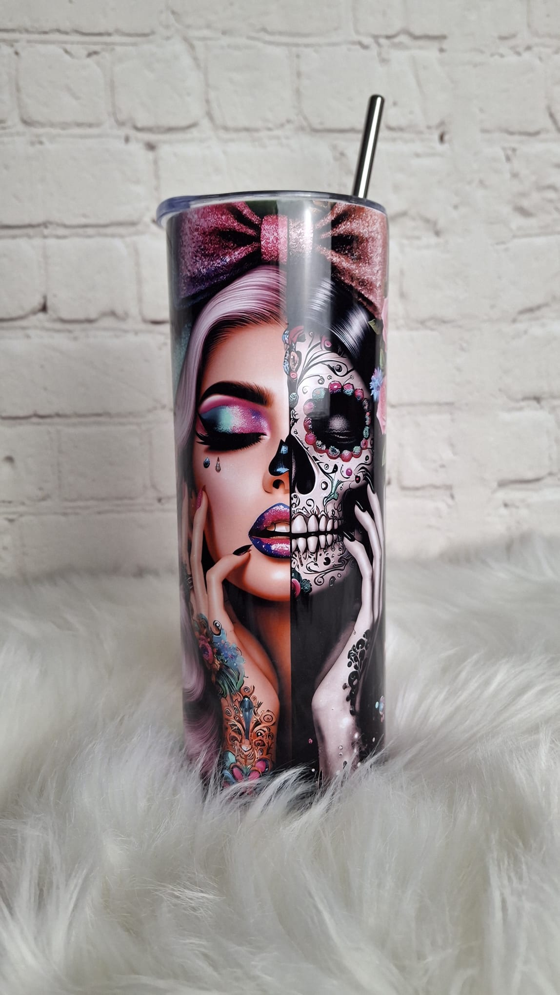 Gothic Skull Art Motiv auf Thermo Tumbler Edelstahl Vorderansicht